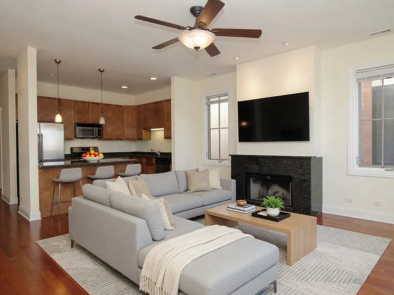 2243 N Lister Ave #401 — Photo 2
