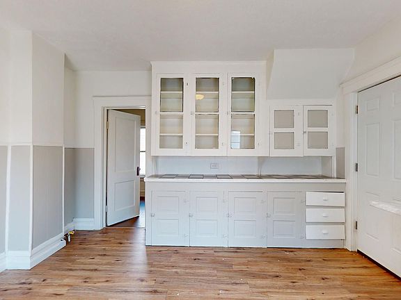 5th image of 3185 W 58th St #2B-1BA-1265SQFT