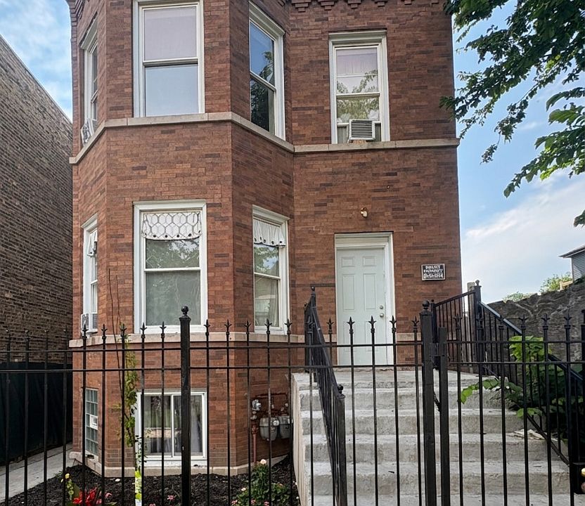 1st image of 1040 N Lawndale Ave