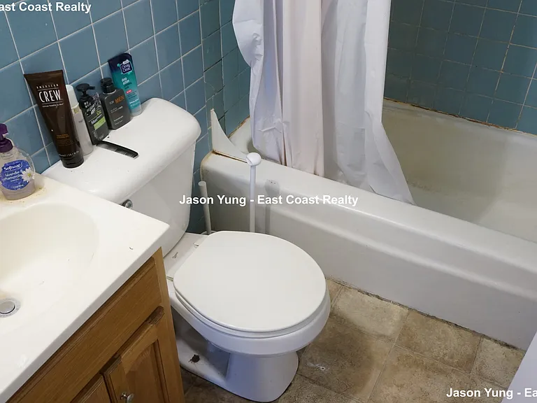 1132 Commonwealth Ave #12 — Photo 15