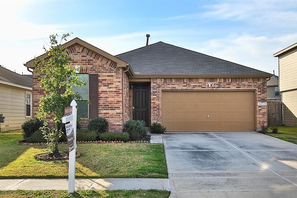 1st image of 18719 Remington Springs Dr