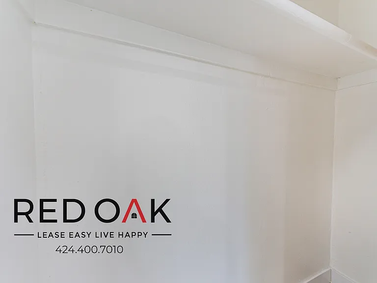 13043 Vanowen St #5 — Photo 11