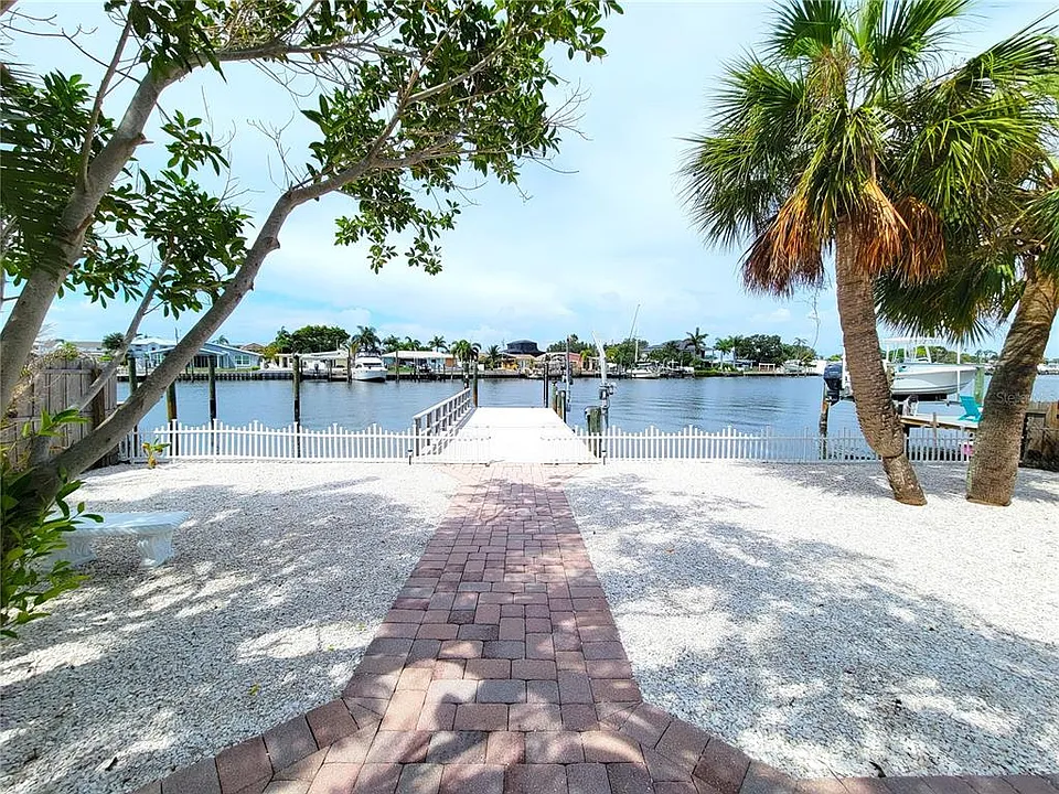 314 Bahia Vista Dr