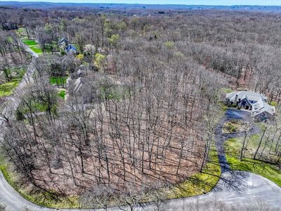 25 Canterbury Lane, Sandy Hook, CT, 06482