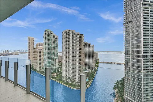 300 Biscayne Blvd #2305W Photo 1