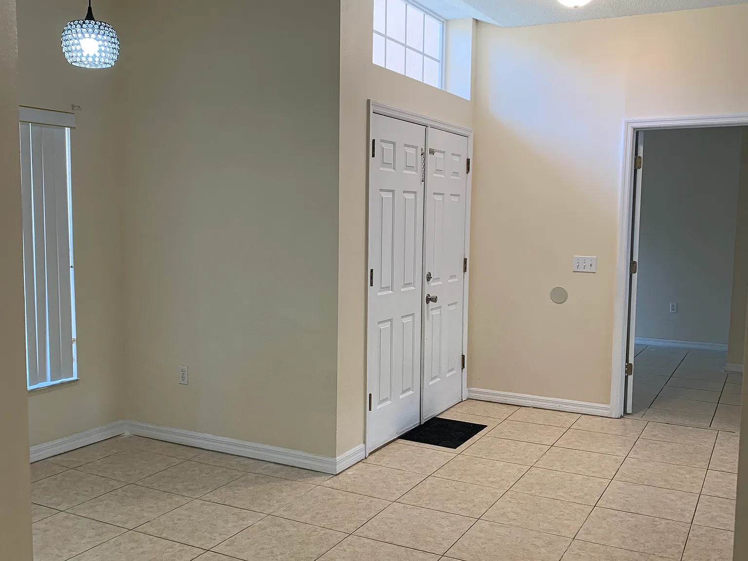 6 bed, $2,550 — Photo 3