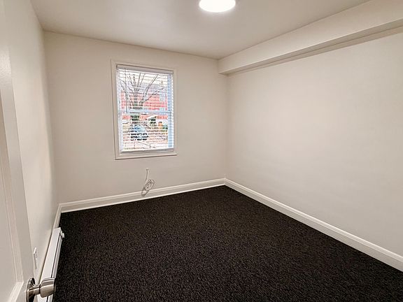 3rd image of 1323 Taylor Ave APT 1