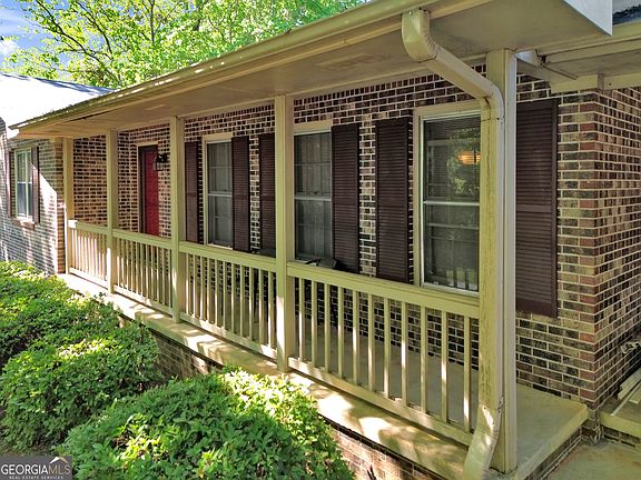 5th image of 198 Pebble Creek Dr