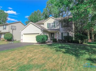 3340 Indian Oaks Ln, Toledo, OH 43617