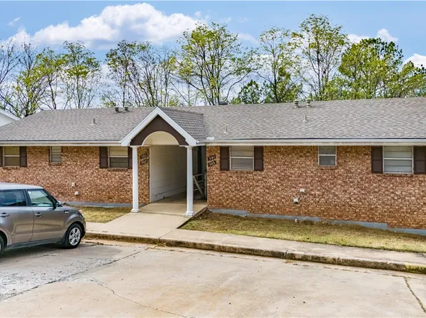 519 W Spruce St, Fayetteville, AR 72703