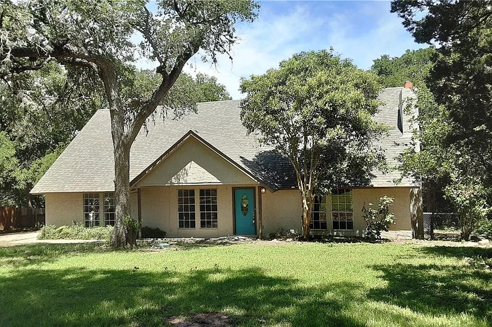 1st image of 408 Bear Canyon Dr