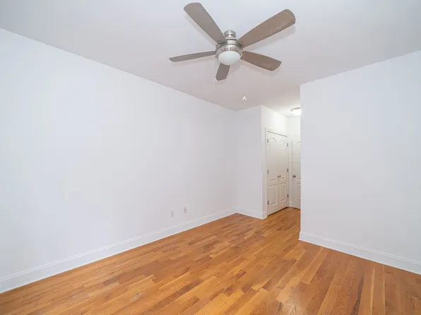 612 East Seventh Street image 11 of 21