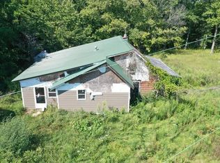 373 Avoca Eureka Rd, Bedford, IN 47421