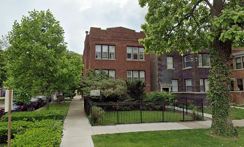 1st image of 3859 N Spaulding Ave Unit 2
