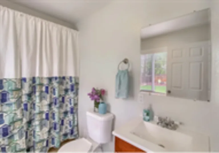 425 S Harlan St — Photo 9
