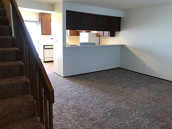4th image of 1735 Azoulay Ct APT A