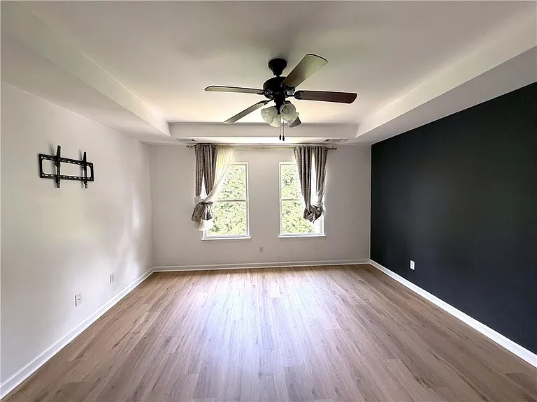 2160 Crestridge Trl NE — Photo 15