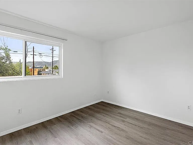 888 Cherrywood Way #20 — Photo 21