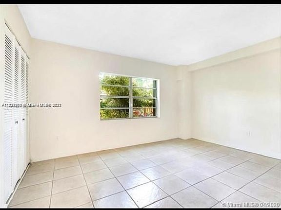 5th image of 10900 SW 104th St APT 118