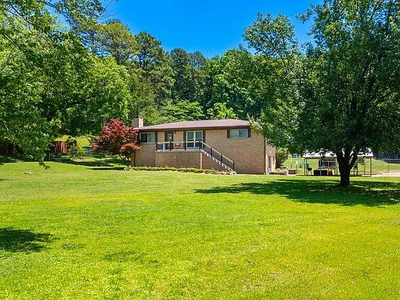 3rd image of 2218 Morris Hill Rd