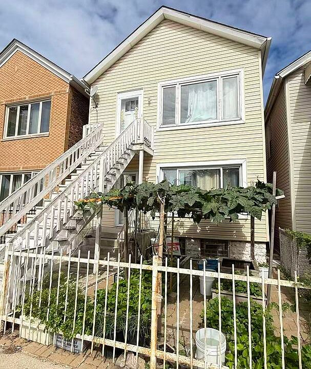 2nd image of 306 W 30th St