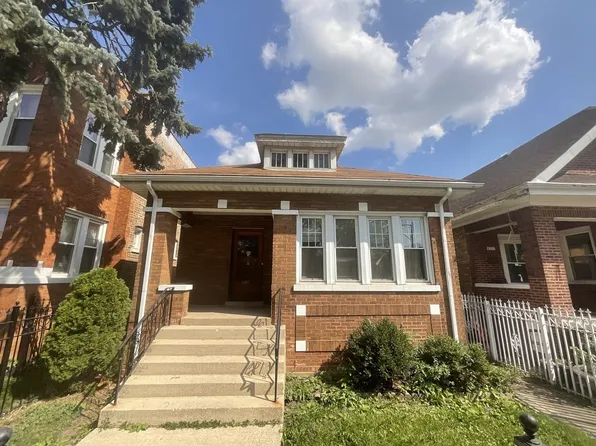 6207 S Sacramento Ave, Chicago, IL 60629