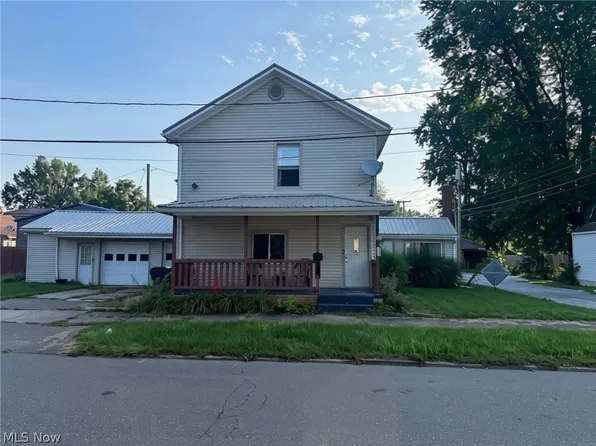 319 Race St, Dover, OH 44622
