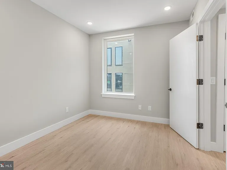 1144 Frankford Ave #503 — Photo 16