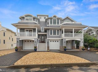 115 E Virginia Ave, Brant Beach, NJ 08008