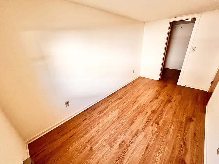 287 Saint John St #4 — Photo 18