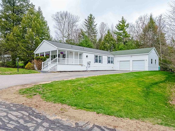 3rd image of 39 Blair Drive