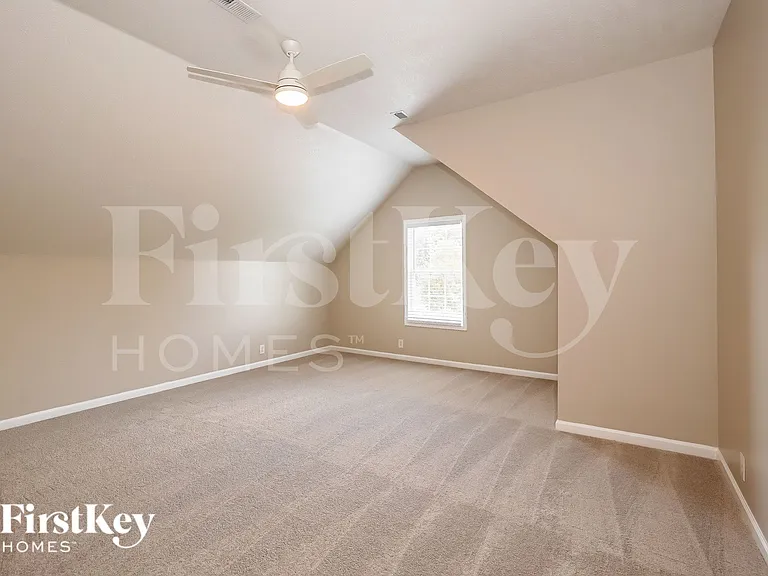 3508 Clover Hill Dr — Photo 13
