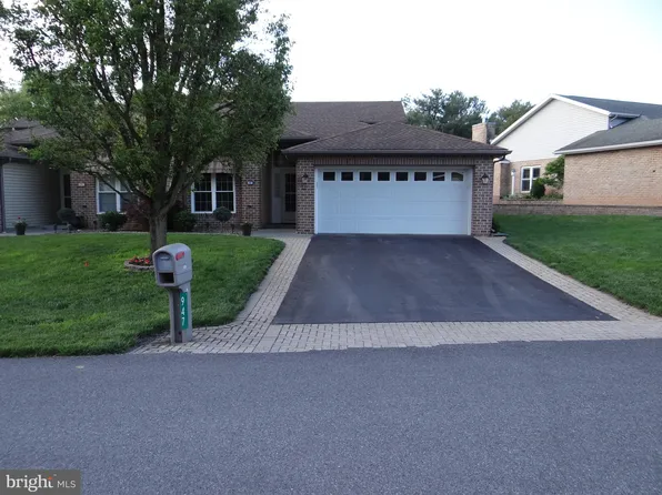 947 Geyer Dr, Chambersburg, PA 17201