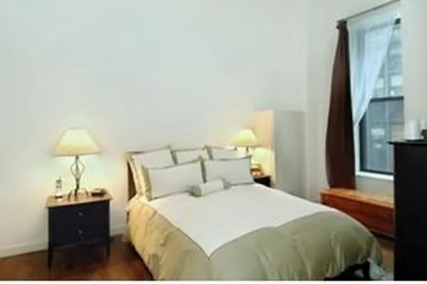 Rented by Corcoran | media 11