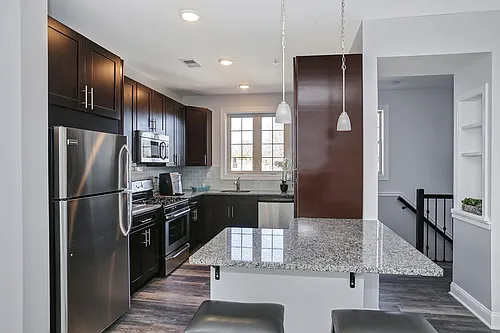 Gramercy Townhomes - 205 Photo 1