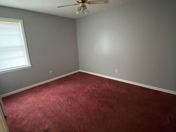4th image of 1126 Highland St