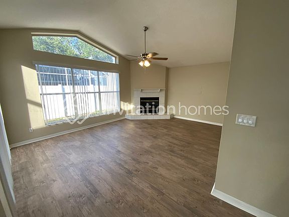 4th image of 350 Wood Dove Ave