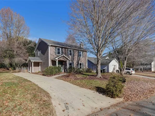 6302 Birch Pond Rd, Greensboro, NC 27410