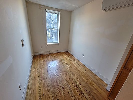 2nd image of 795 Franklin Ave #5AB