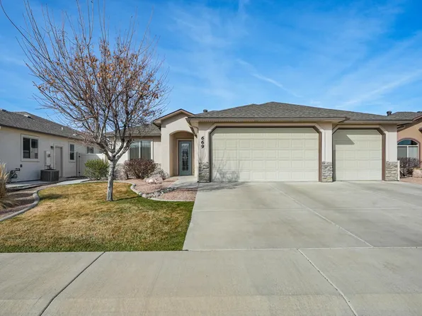 669 Turnberry Ct, Grand Junction, CO 81504