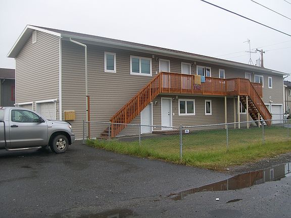 2nd image of 2706 Turner St #2