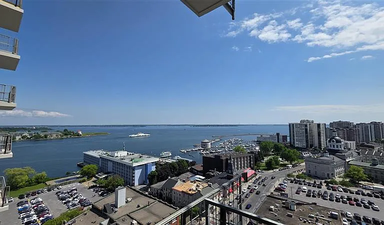 18 Queen St #1401 — Photo 21