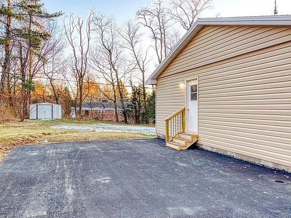 5th image of 603 Broce Dr