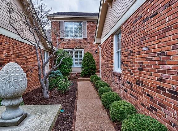 Maintenance free exterior living!