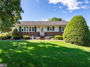 302 E 4th St, Bernville, PA 19506