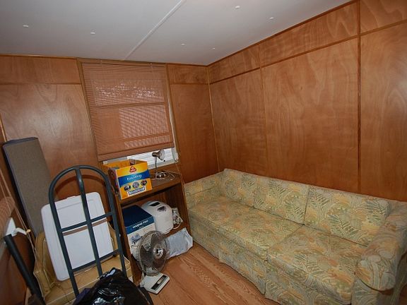 2nd image of 174 Cypress Ln W