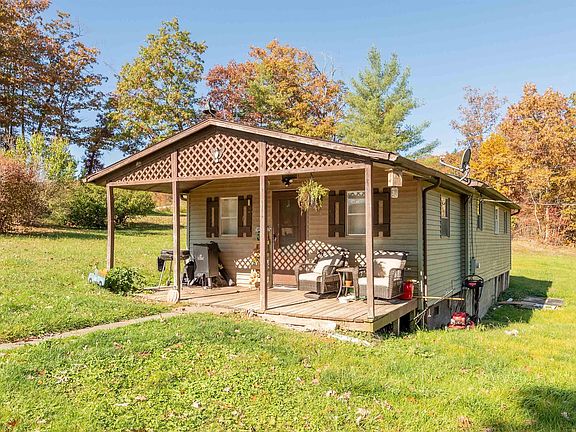 3rd image of 7 Rocky Ln