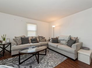 1392 Newbridge Rd, Bellmore, NY 11710