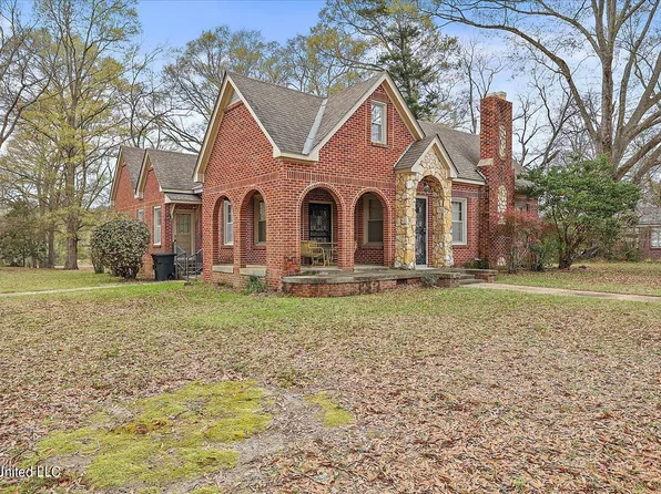 600 N East St, Mendenhall, MS 39114