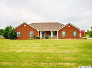 104 Meadow Lake Cir, Ardmore, AL 35739